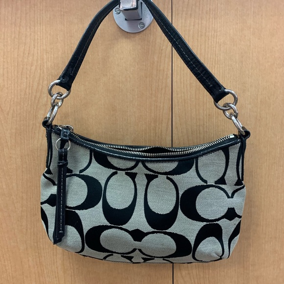 Coach signature small shoulder bag - Picture 2 of 4